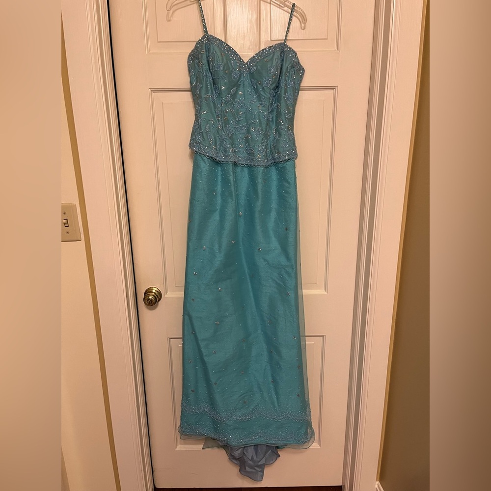 Custom Couture•Claire’s Collection•Turquoise Beaded Evening Gown Dress
